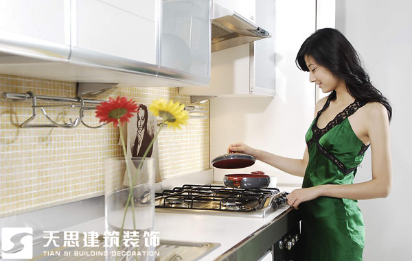 <a href=http://m.beanmr.com/anli/ target=_blank class=infotextkey>合肥工裝</a>公司